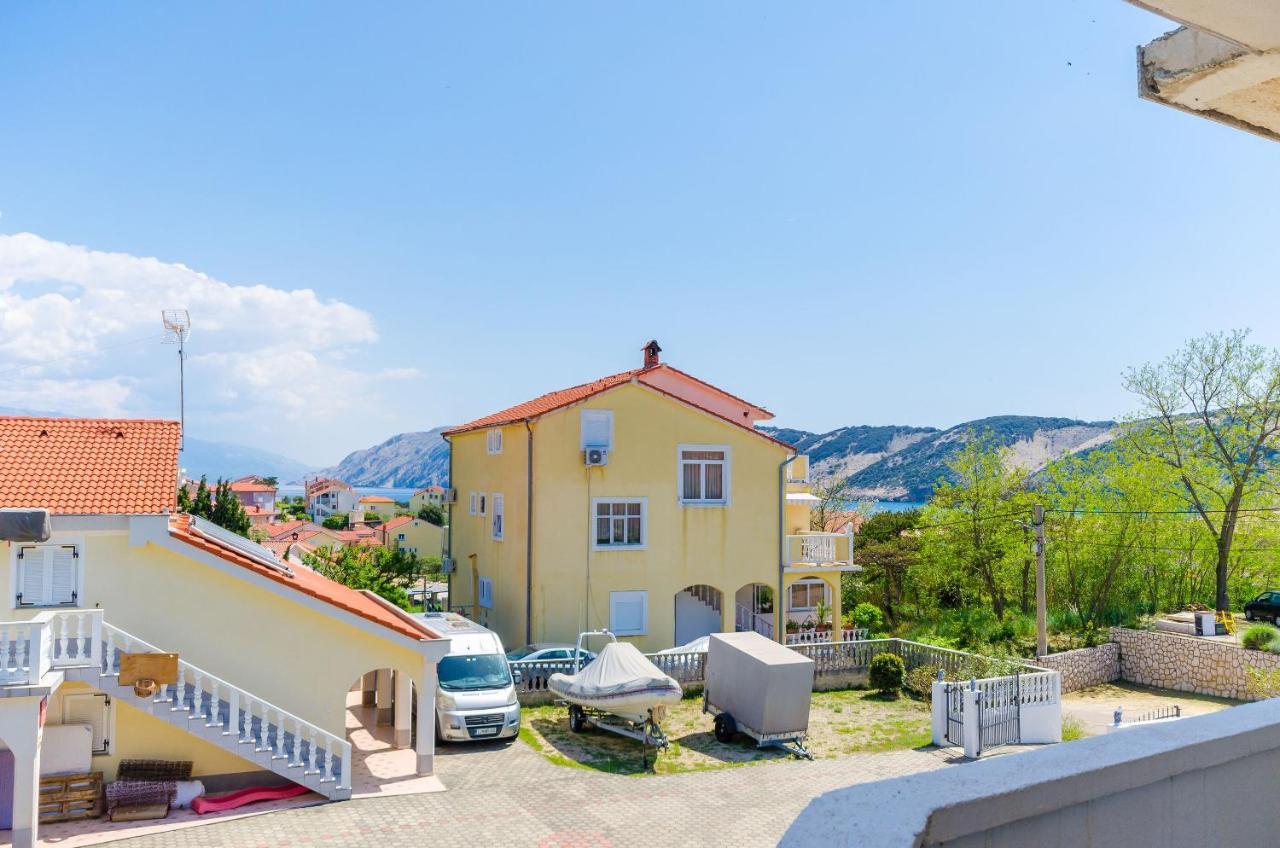 Apartments Ester لوبار المظهر الخارجي الصورة